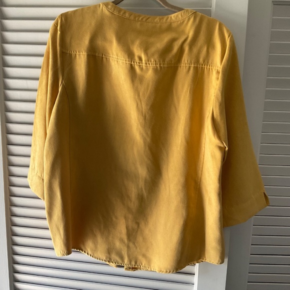 JM Collection 3/4 sleeve mustard button front top - Picture 2 of 4